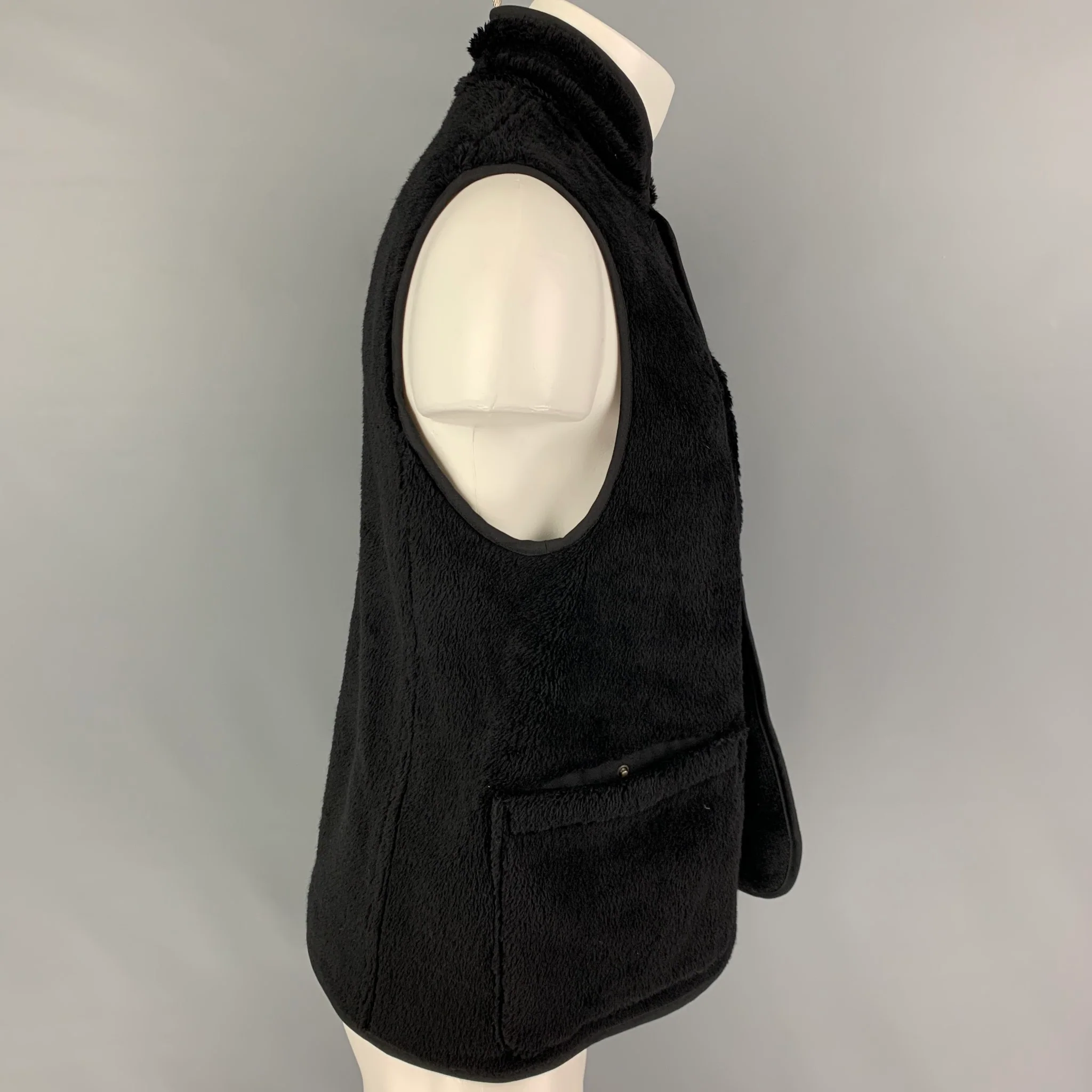 VISVIM Size M Black Textured Wool Buttoned Reversible Boa Vest - Image 2
