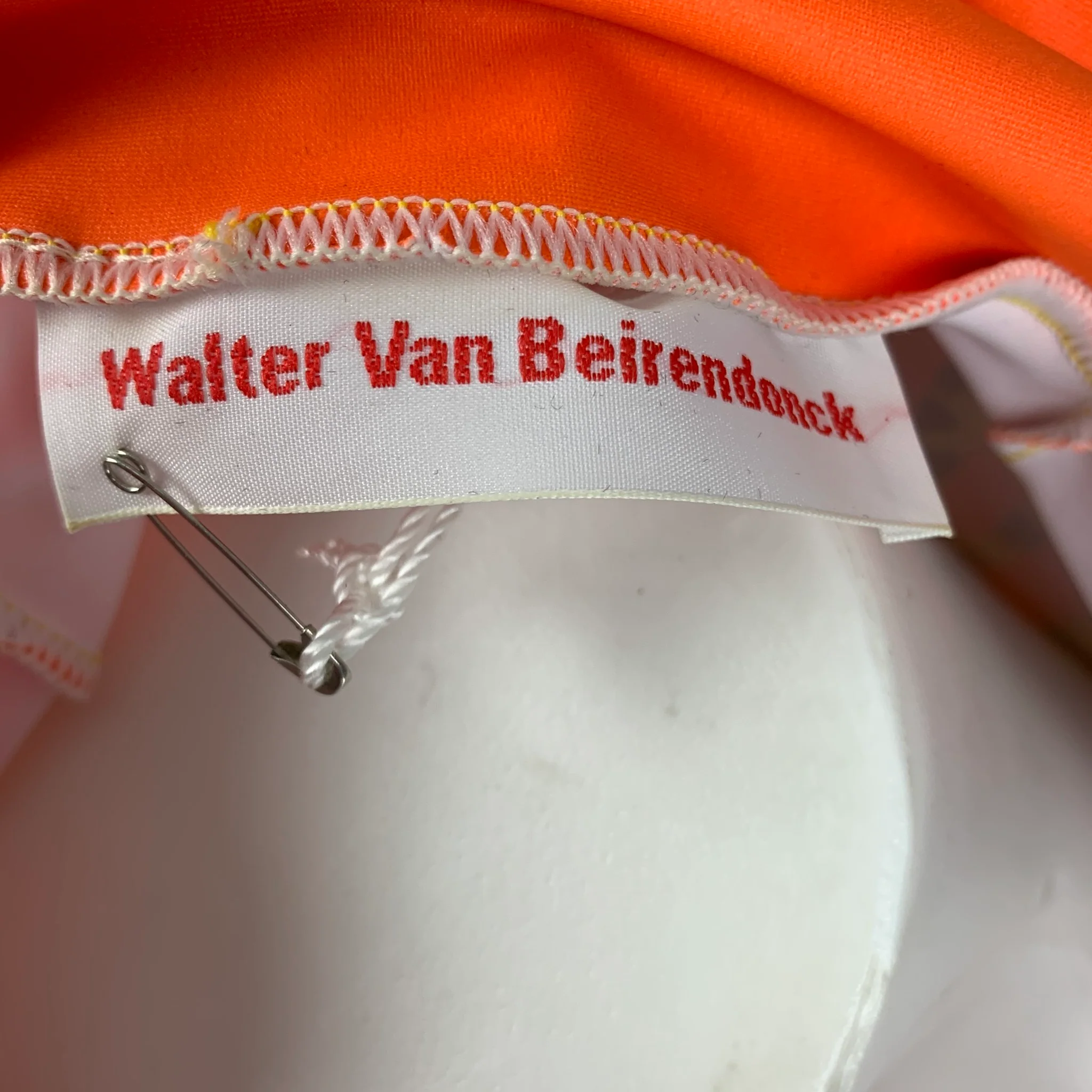 WALTER VAN BEIRENDONCK FW19 Size M Orange Pink Graphic Nylon Jersey Bike Top - Image 6