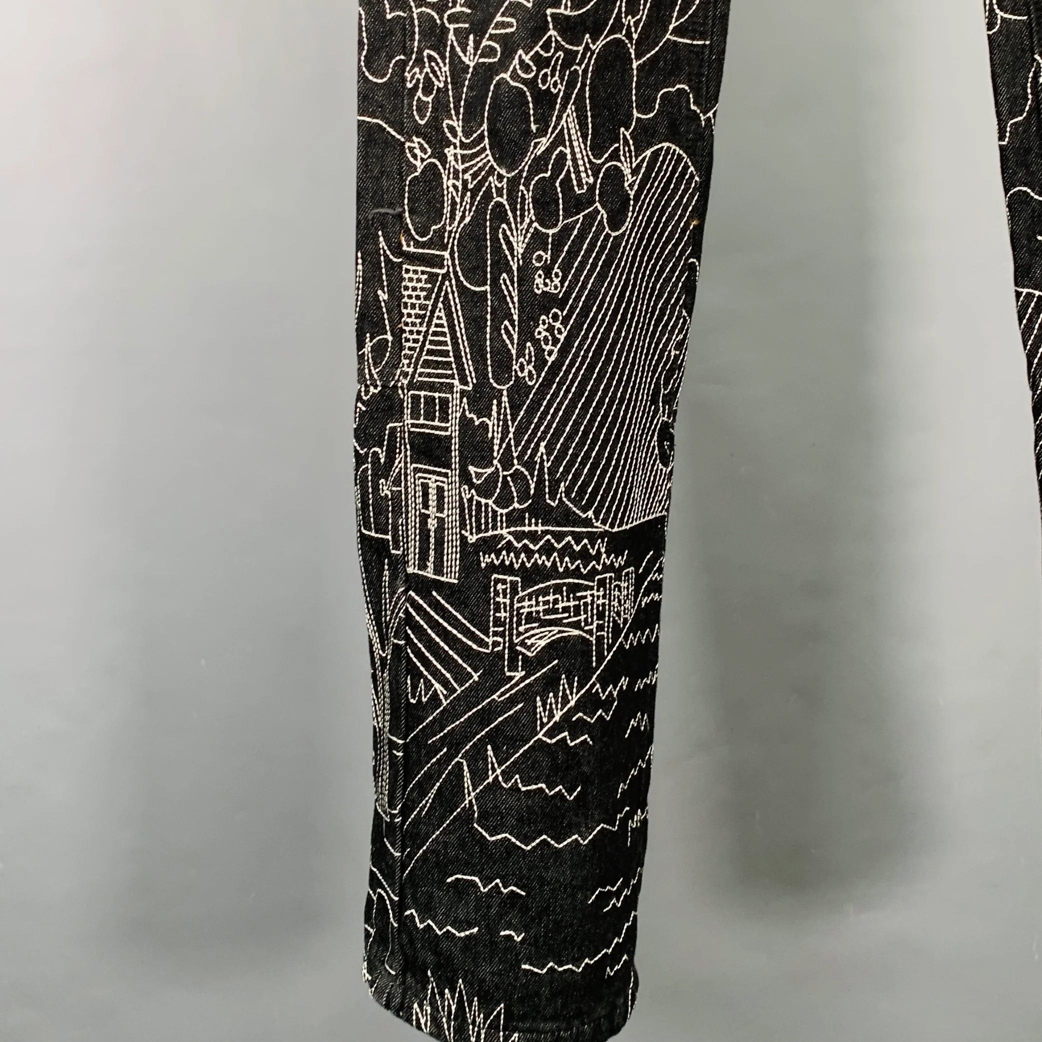 WHO DECIDES WAR Size 26 Duality Indigo White Embroidery Cotton Straight Jeans - Image 3