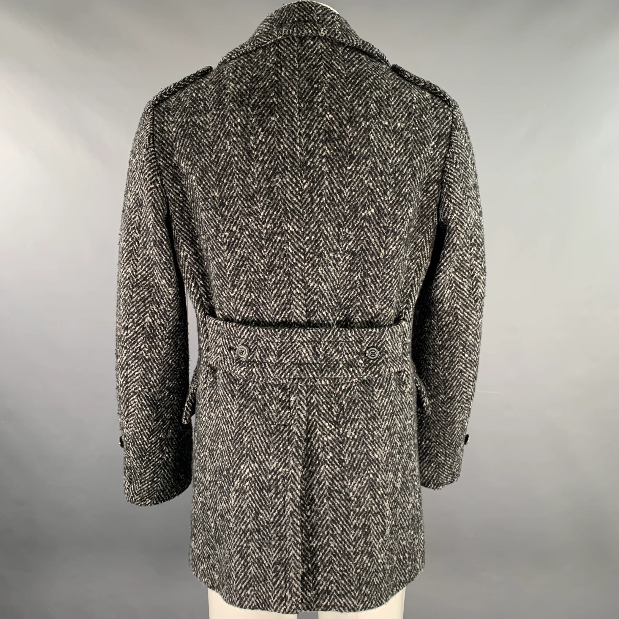 WOOSTER + LARDINI Size 36 Black Grey White Herringbone Wool Peacoat Coat - Image 4