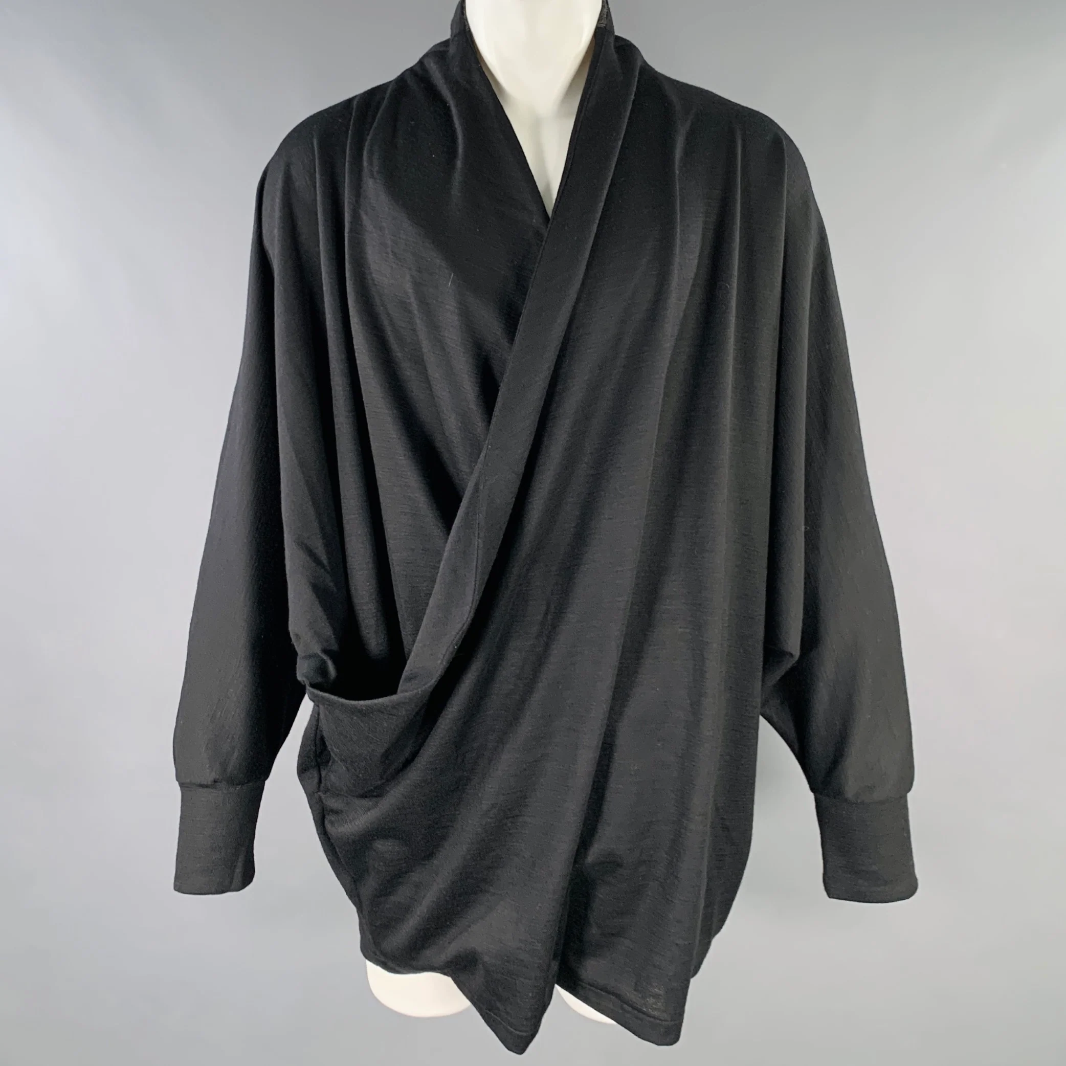 YANTOR Size M Black Wool Blend Draped Pullover