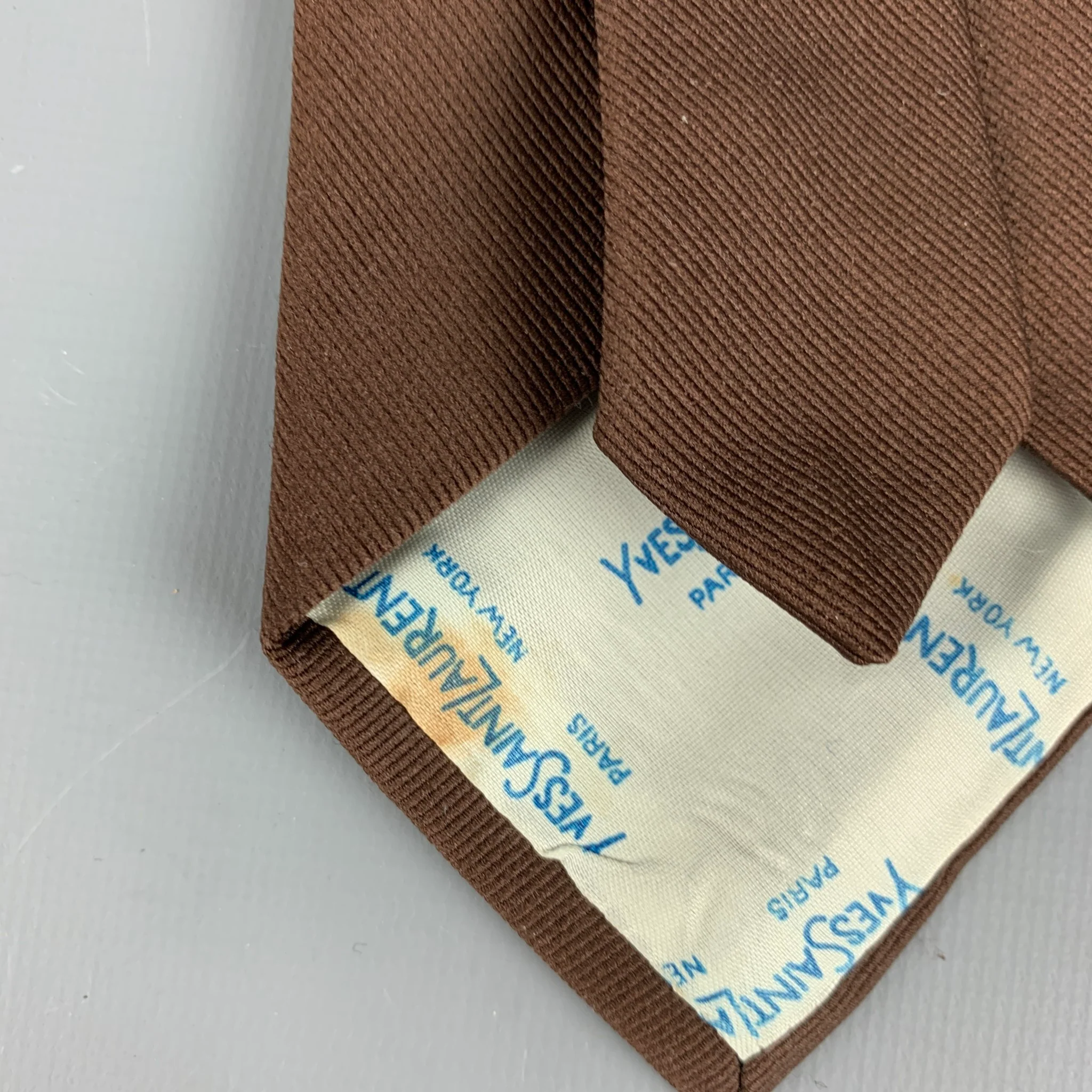 YVES SAINT LAURENT Brown Diagonal Silk Tie - Image 4