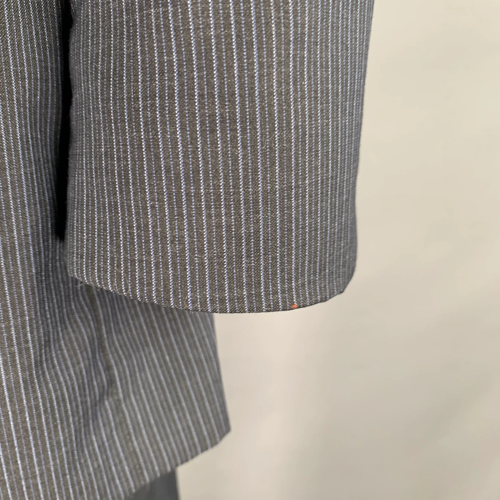YVES SAINT LAURENT Size 42 Long Navy Blue Stripe Wool Notch Lapel Suit - Image 8