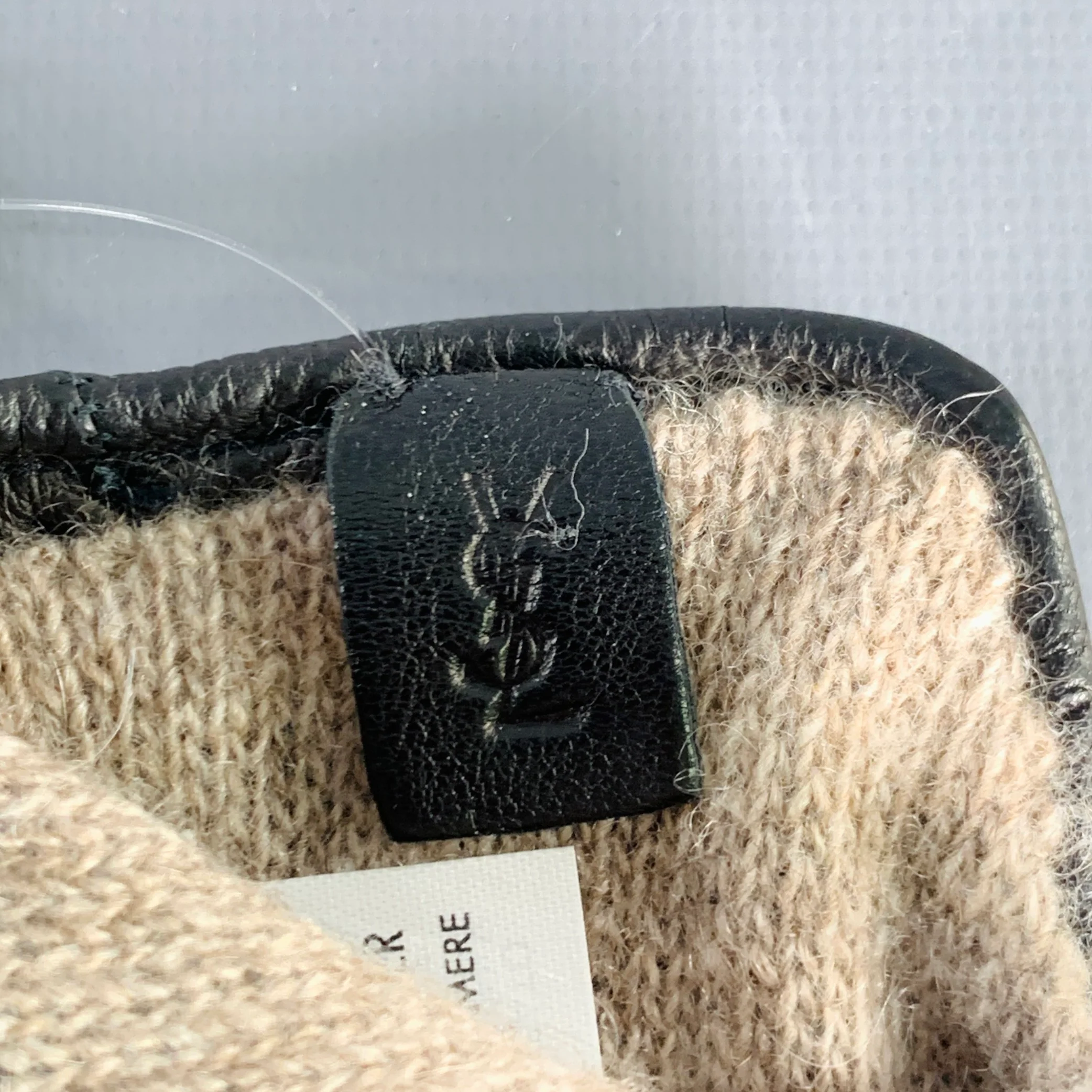 YVES SAINT LAURENT Size 9 Black Leather Gloves - Image 3